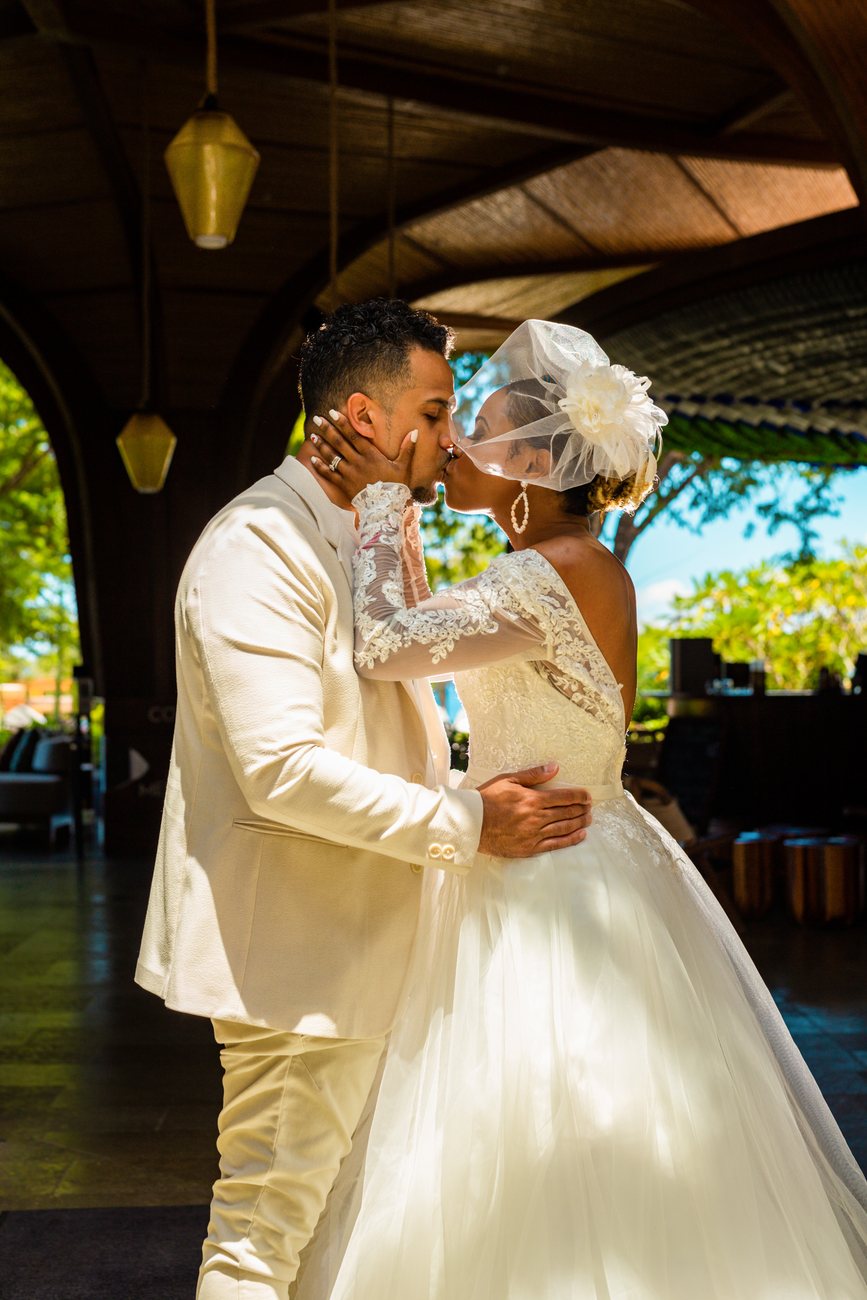 Hannah & Jordan — Los Cabos wedding photography